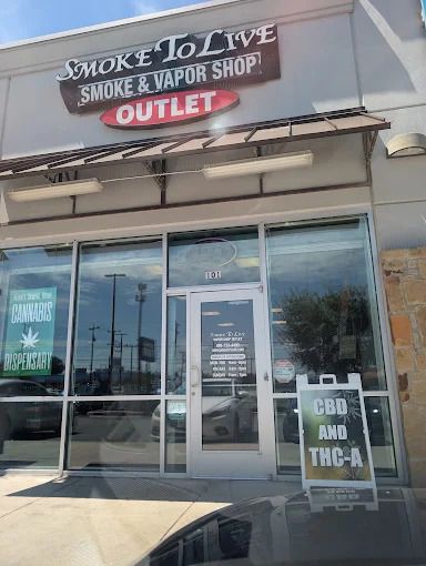 Smoke To Live Smoke and Vapor Shop Outlet storefront at Suite 101 on Culebra Rd, San Antonio